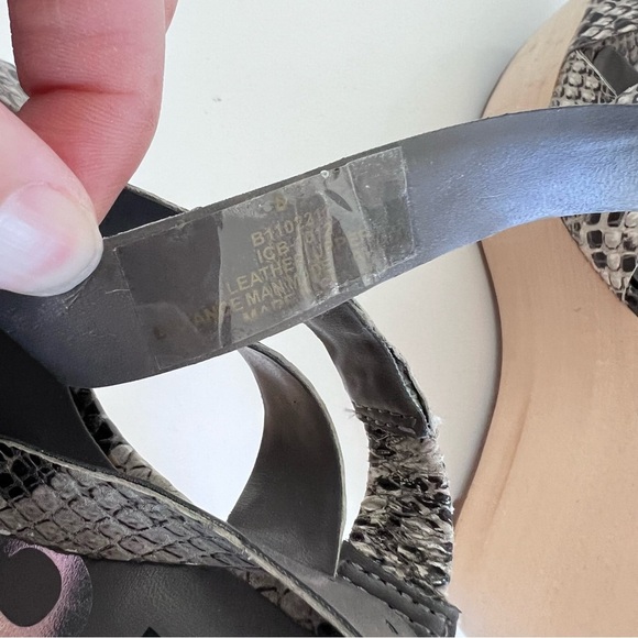 Dknyc Nikki Reptile Leather Platform Wedge Shoes - Picture 10 of 11